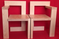 Twee stoelen samen